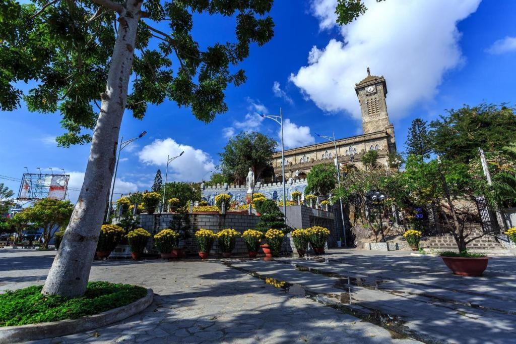 Golden Holiday Hotel Nha Trang Luaran gambar