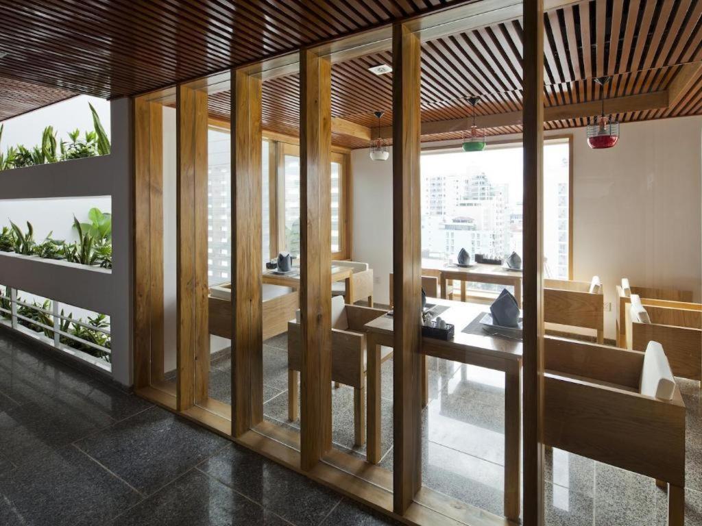 Golden Holiday Hotel Nha Trang Luaran gambar