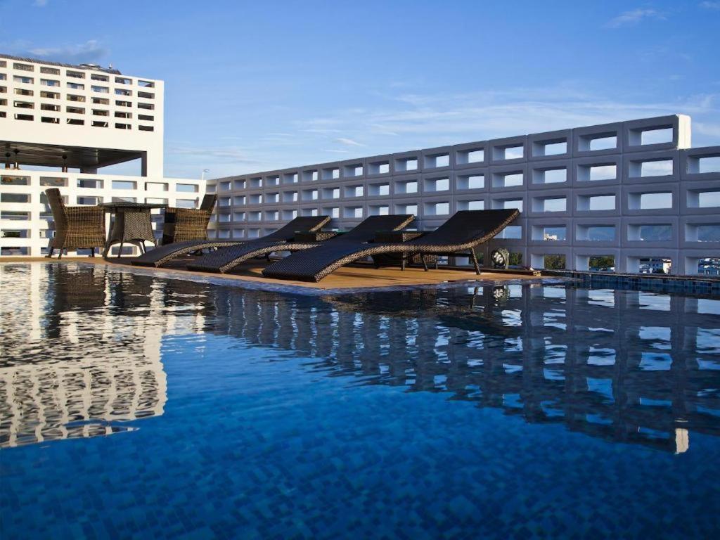 Golden Holiday Hotel Nha Trang Luaran gambar