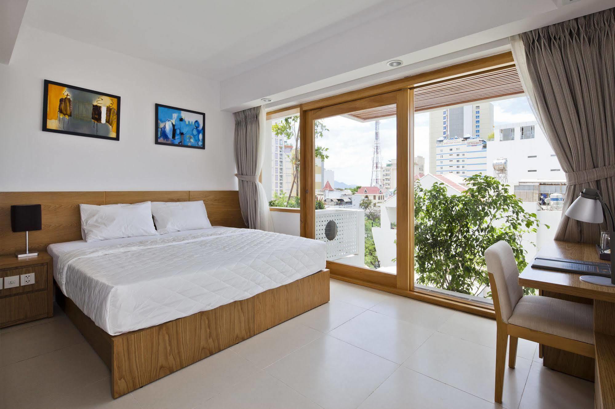Golden Holiday Hotel Nha Trang Luaran gambar