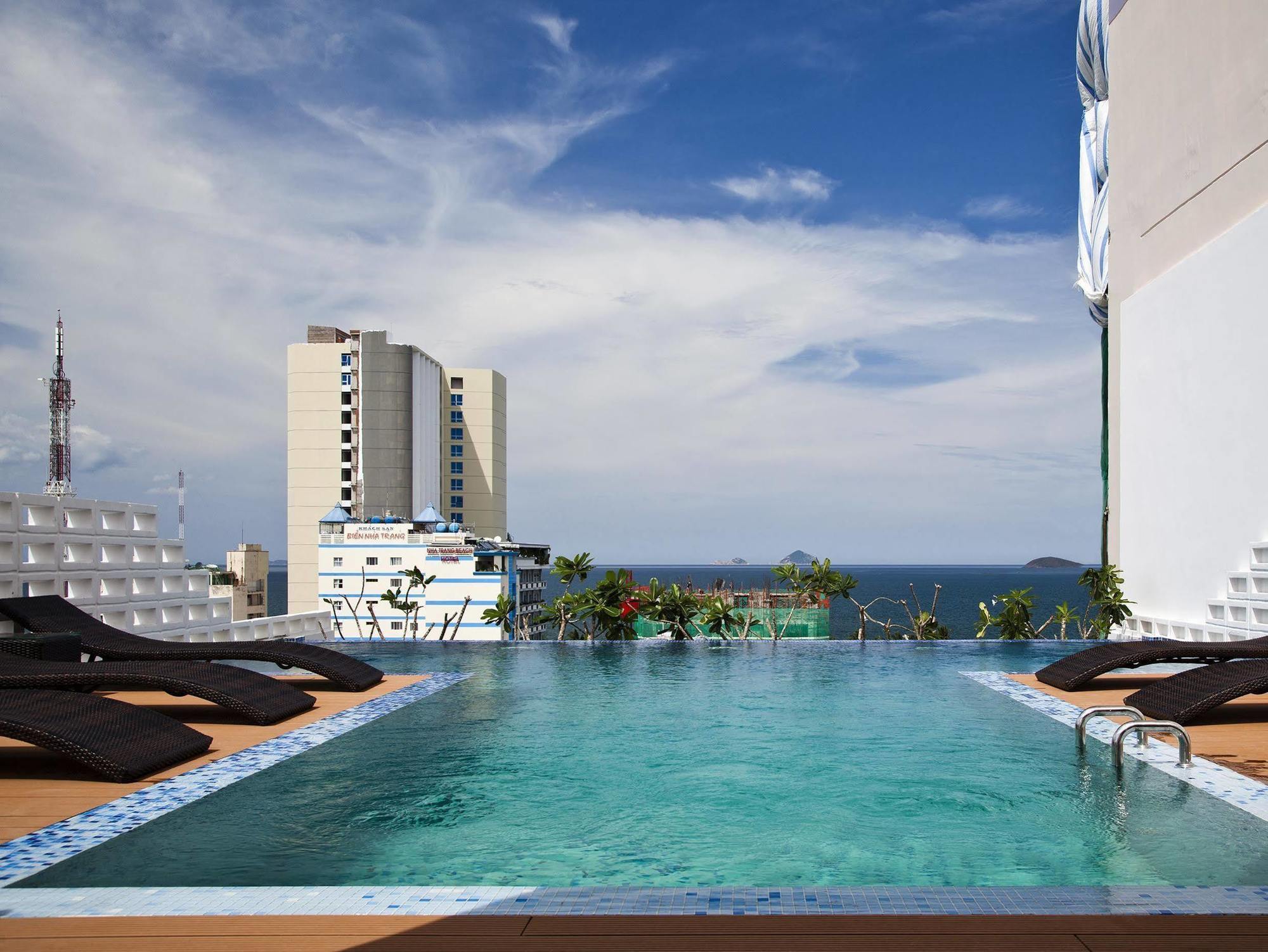 Golden Holiday Hotel Nha Trang Luaran gambar